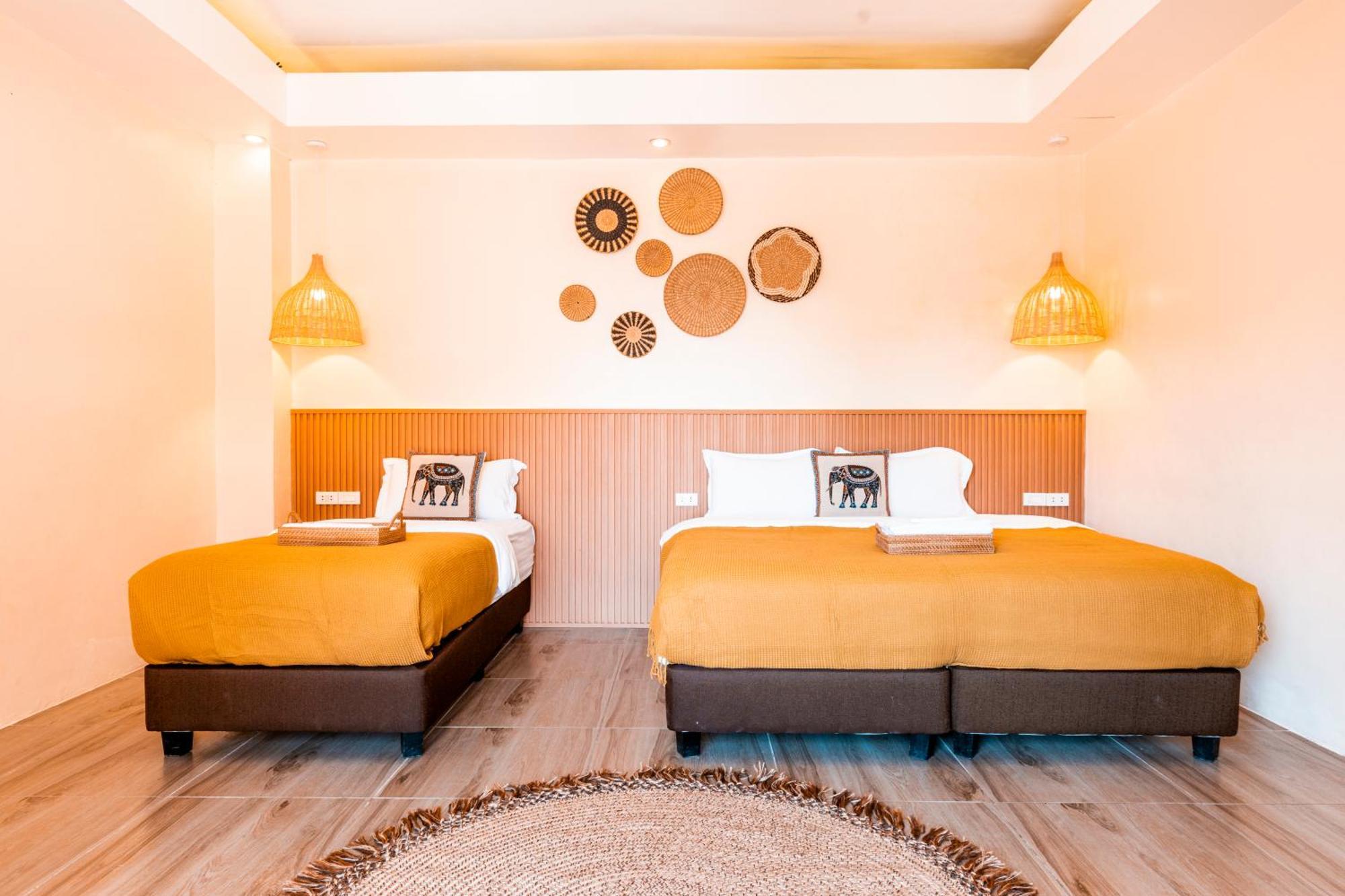 Molly Resorts Puerto Galera Zewnętrze zdjęcie